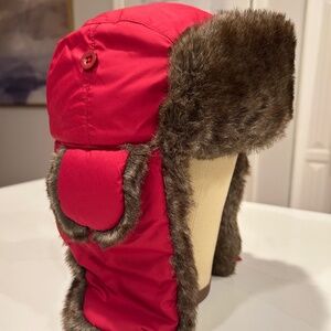 NWT Eddie Bauer Red Trapper Hat & Vegan Fur Lined S/M Size